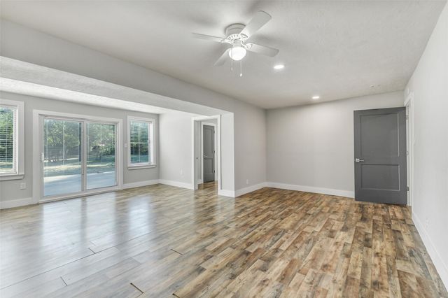 31423 Reids Prairie Road, Waller, TX 77484