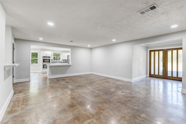 31423 Reids Prairie Road, Waller, TX 77484