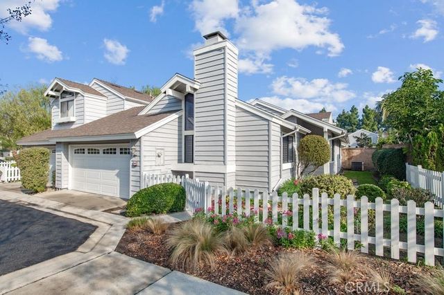 24 Millstone, Irvine, CA 92606