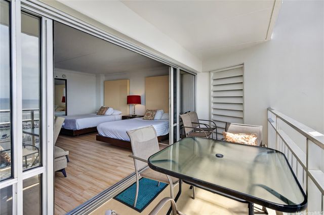 1777 Ala Moana Boulevard 1802, Honolulu, HI 96815