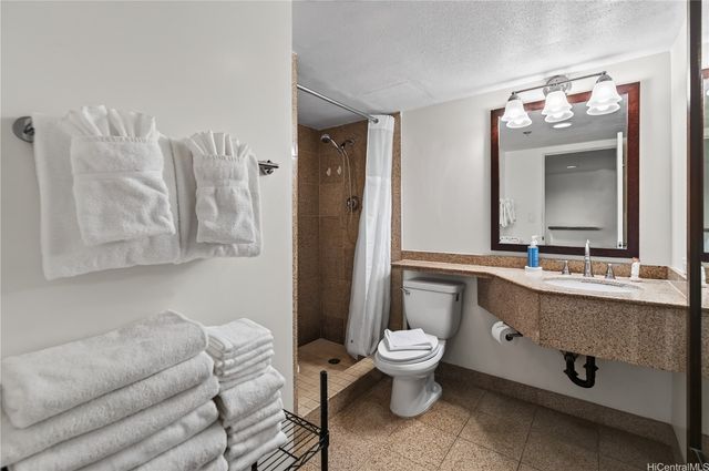 1777 Ala Moana Boulevard 1802, Honolulu, HI 96815