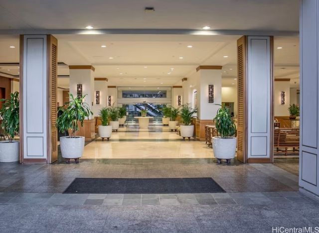1777 Ala Moana Boulevard 1802, Honolulu, HI 96815