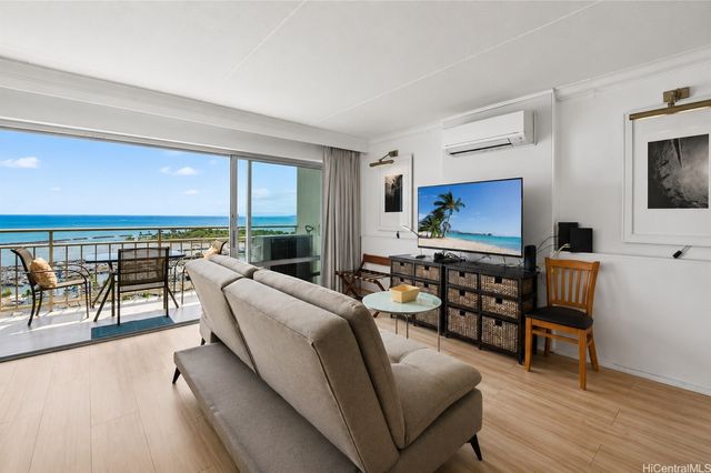 1777 Ala Moana Boulevard 1802, Honolulu, HI 96815
