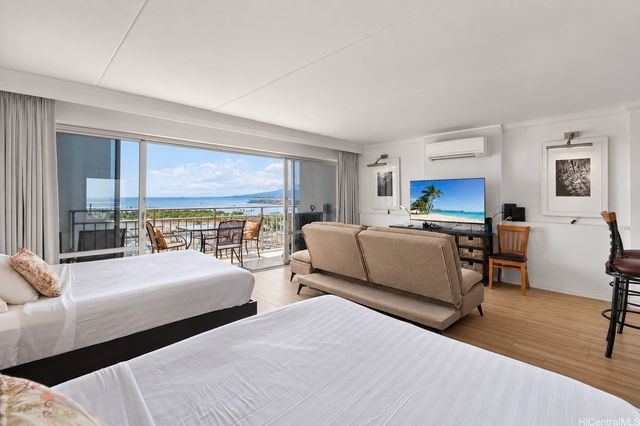 1777 Ala Moana Boulevard 1802, Honolulu, HI 96815