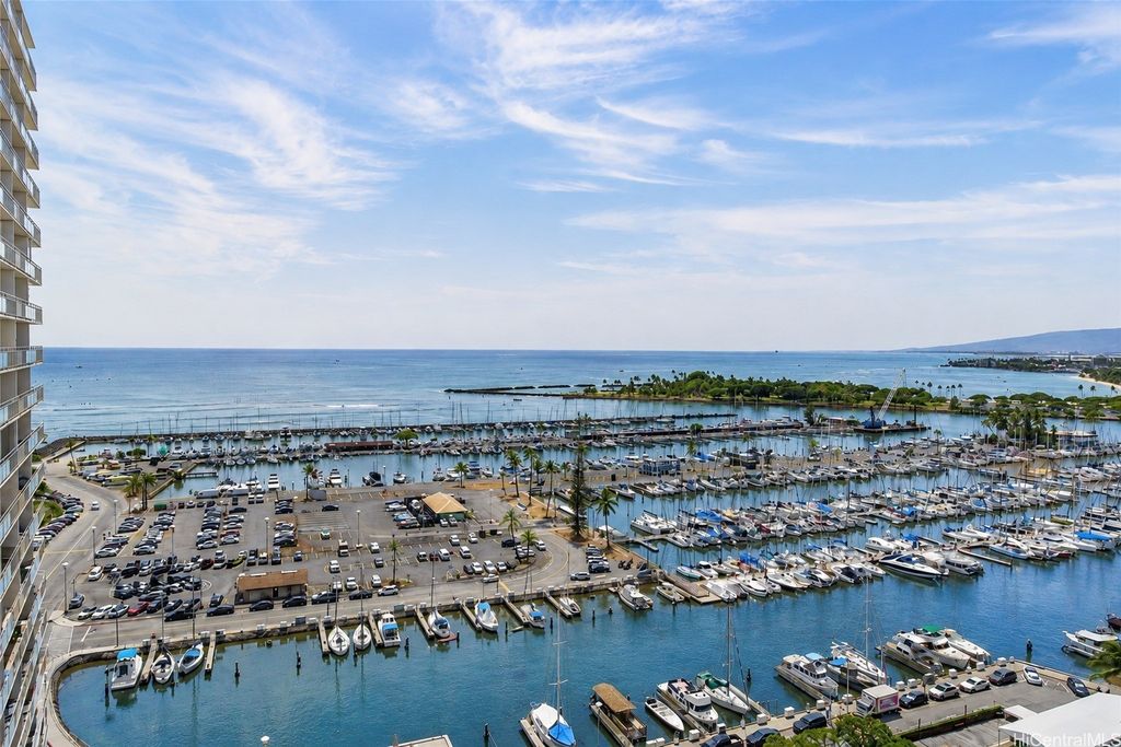 1777 Ala Moana Boulevard 1802, Honolulu, HI 96815