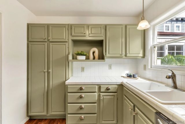 241-243 F Avenue, Coronado, CA 92118