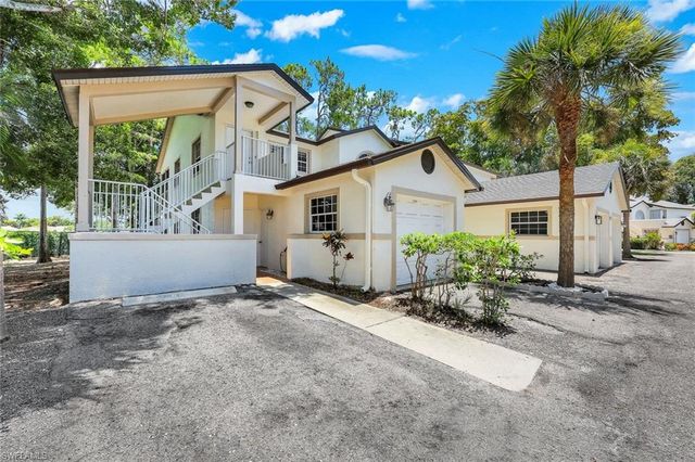 9624 CRESCENT GARDEN DR 201, Naples, FL 34109