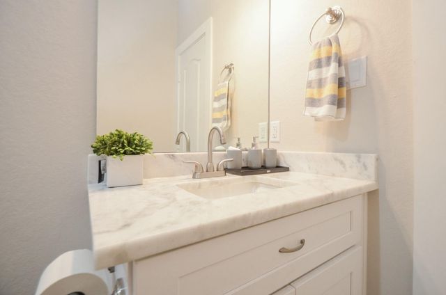 4511 Reed Unit A Road, Houston, TX 77051