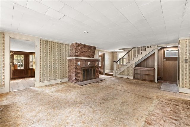 57 Onset Ave, Wareham, MA 02532