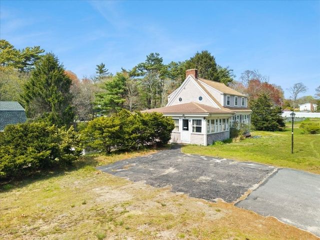 57 Onset Ave, Wareham, MA 02532