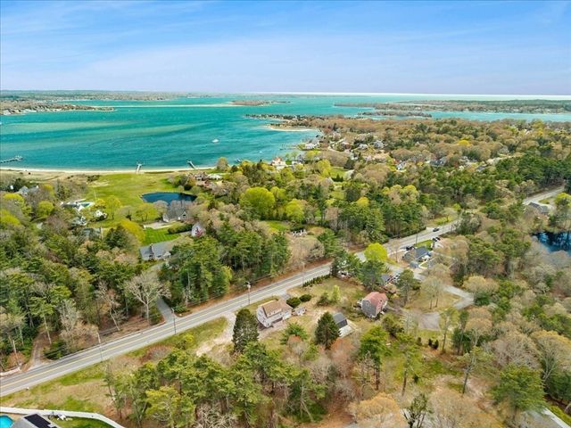 57 Onset Ave, Wareham, MA 02532