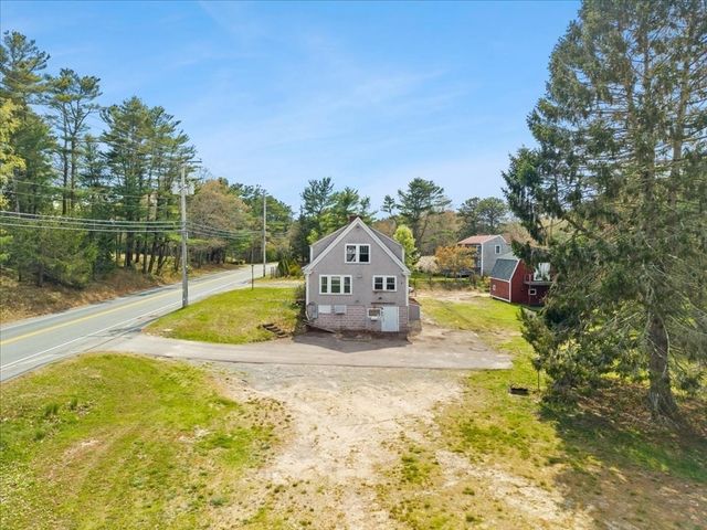 57 Onset Ave, Wareham, MA 02532