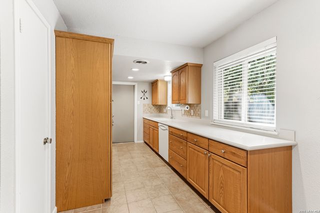 1214 Mount Capote, San Antonio, TX 78213