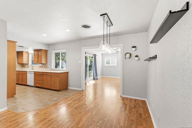 1214 Mount Capote, San Antonio, TX 78213