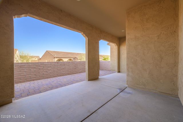 1427 E Blue Granite Drive, Green Valley, AZ 85614
