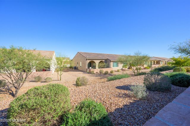 1427 E Blue Granite Drive, Green Valley, AZ 85614