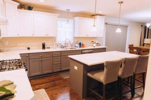 4259 W 77th Place, Merrillville, IN 46410