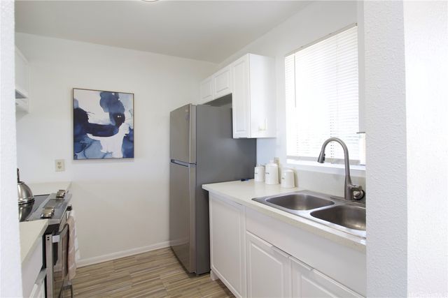 92-1179 Palahia Street J202, Kapolei, HI 96707