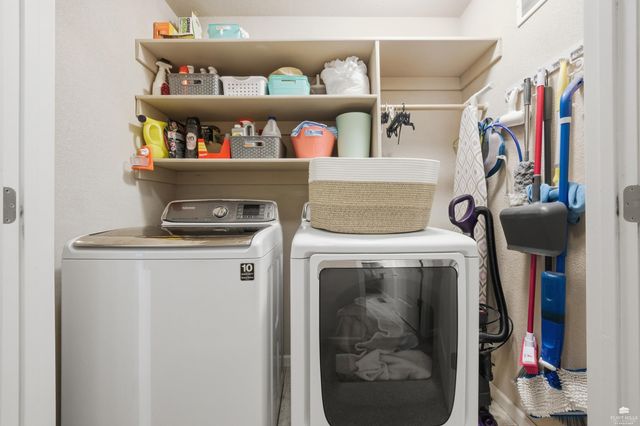 1937 Sutterwoods Road, Junction City, KS 66441