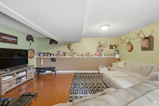 1937 Sutterwoods Road, Junction City, KS 66441