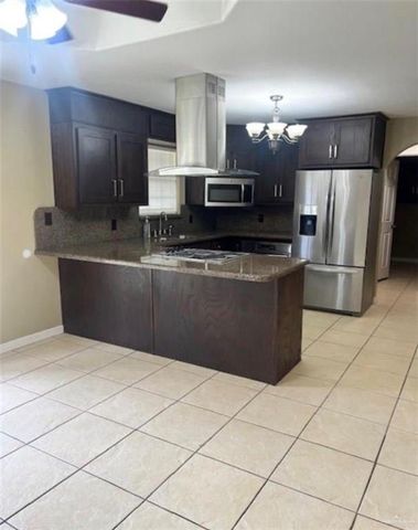 1305 Zarate Street, San Juan, TX 78589