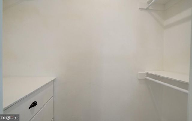 8015 NEW MARKET RD, Alexandria, VA 22308