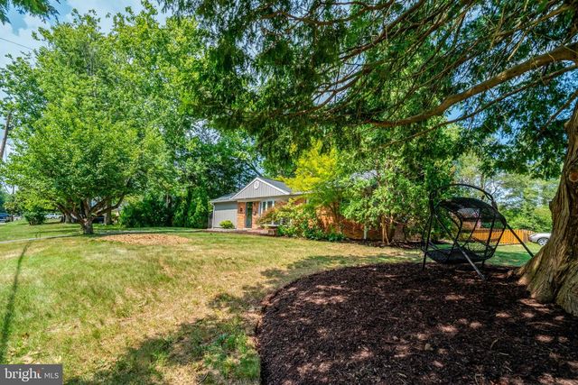 8015 NEW MARKET RD, Alexandria, VA 22308