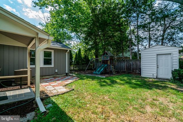 8015 NEW MARKET RD, Alexandria, VA 22308