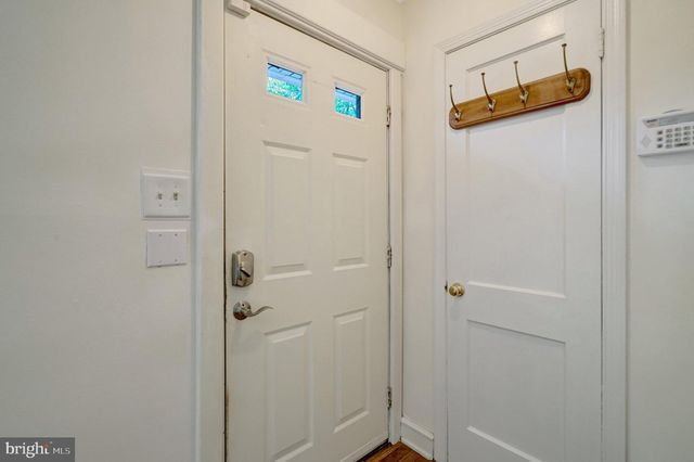 8015 NEW MARKET RD, Alexandria, VA 22308