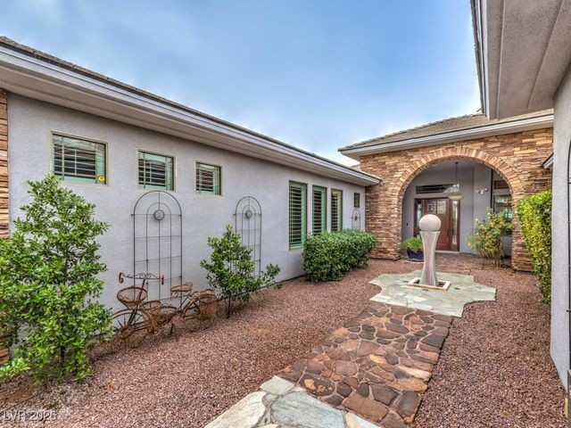 3 Pine Hollow Drive, Henderson, NV 89052