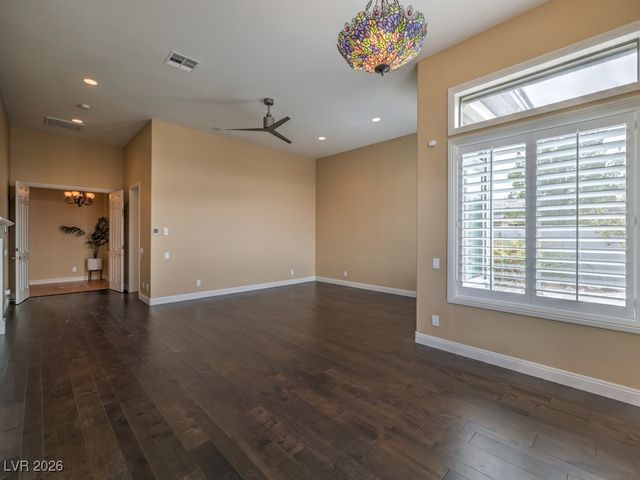 3 Pine Hollow Drive, Henderson, NV 89052