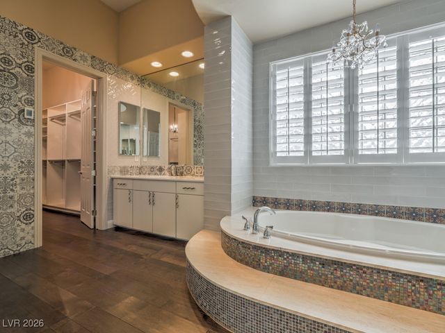 3 Pine Hollow Drive, Henderson, NV 89052