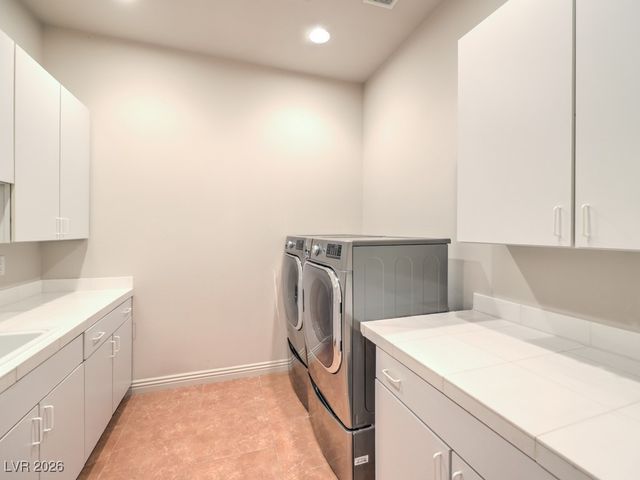 3 Pine Hollow Drive, Henderson, NV 89052