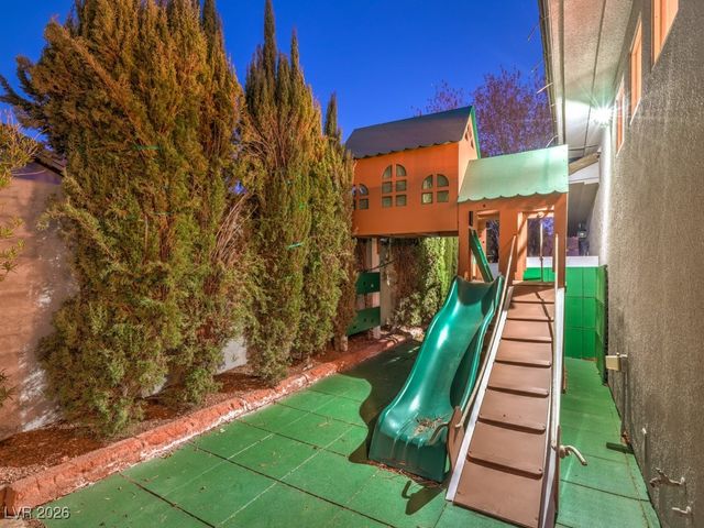 3 Pine Hollow Drive, Henderson, NV 89052