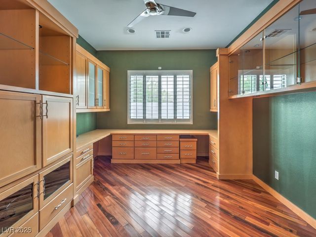 3 Pine Hollow Drive, Henderson, NV 89052