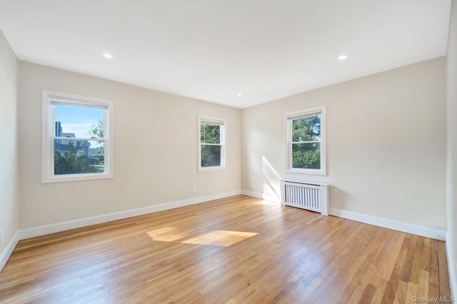 102 Strattford Road, New Hyde Park, NY 11040
