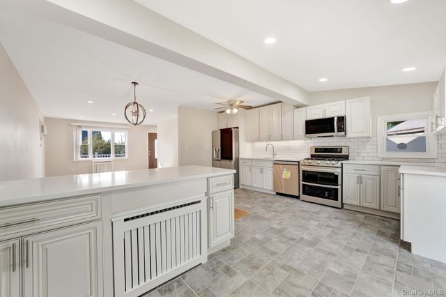 102 Strattford Road, New Hyde Park, NY 11040