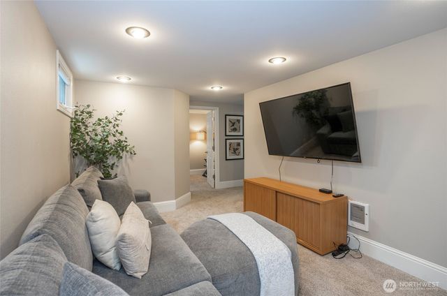 4414 Chrisella Road E, Edgewood, WA 98372