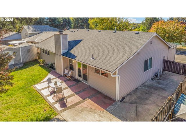 380 Sw 194TH Ct, Beaverton, OR 97006