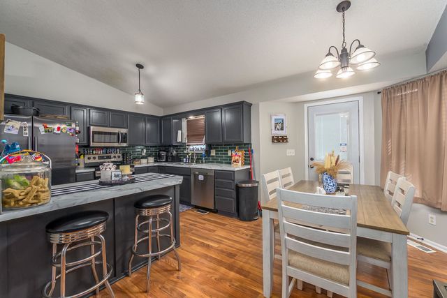 5122 N Peregrine Ct, Wichita, KS 67219