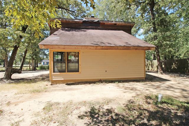 291 Buffalo Court, Livingston, TX 77351