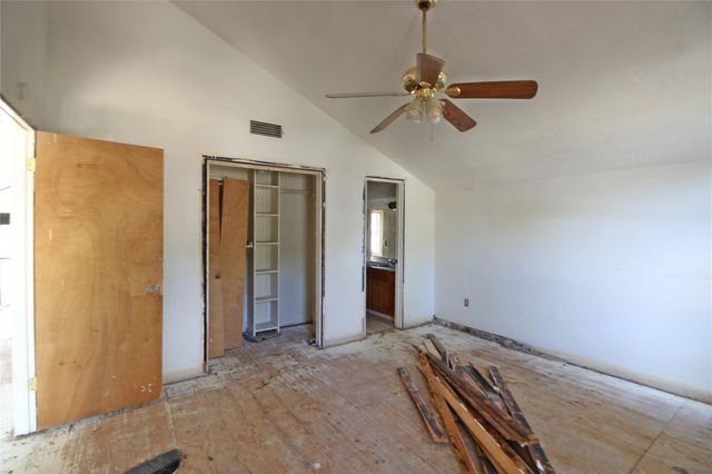 291 Buffalo Court, Livingston, TX 77351