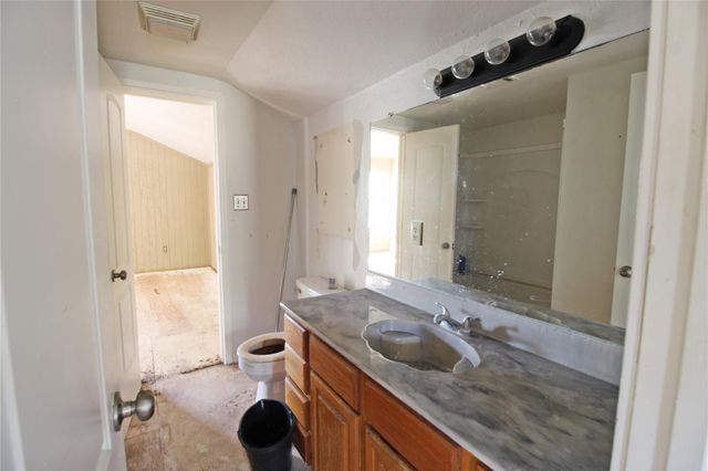 291 Buffalo Court, Livingston, TX 77351