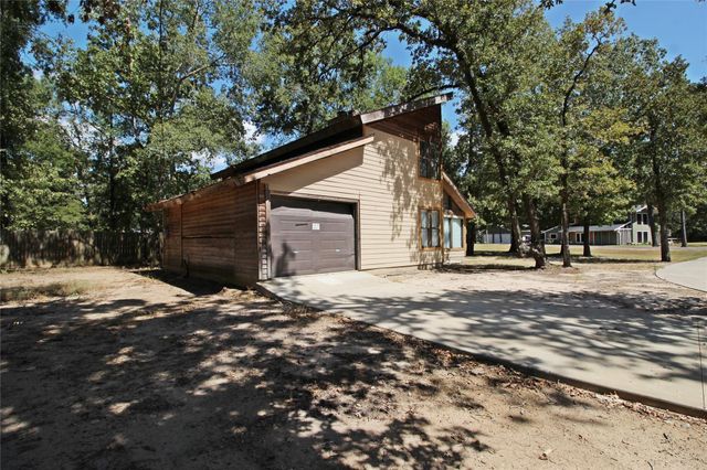 291 Buffalo Court, Livingston, TX 77351