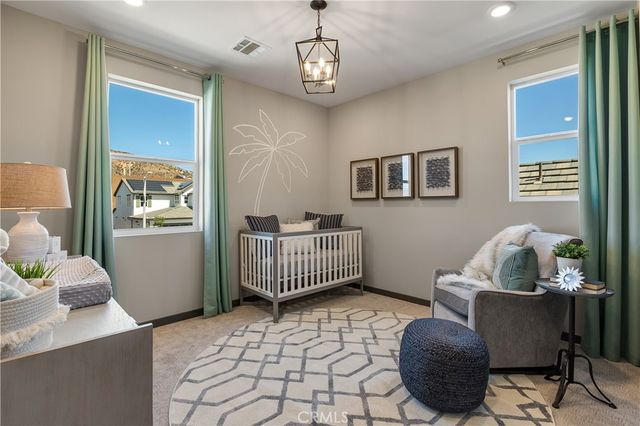 28512 Wildflower Terrace, Castaic, CA 91384