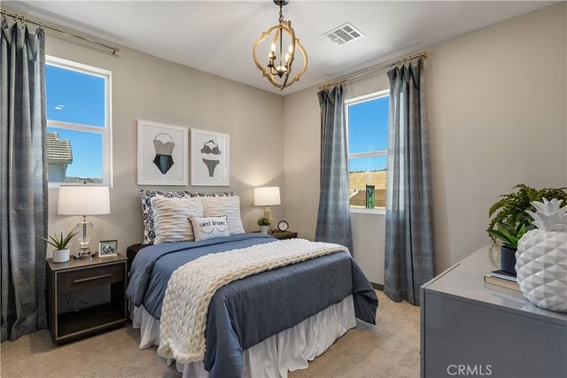 28512 Wildflower Terrace, Castaic, CA 91384