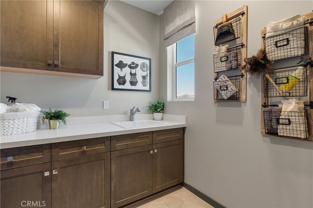 28512 Wildflower Terrace, Castaic, CA 91384