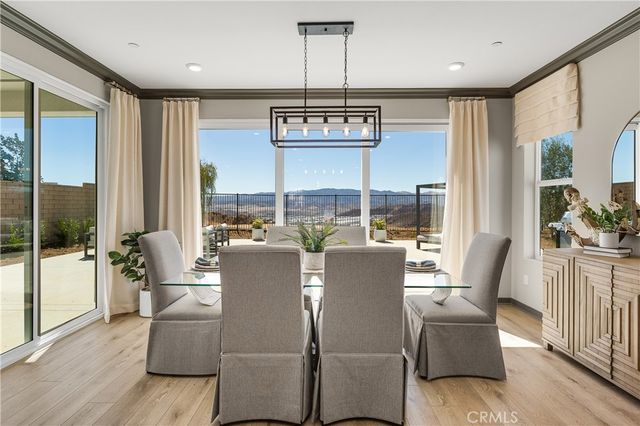 28512 Wildflower Terrace, Castaic, CA 91384