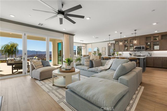 28512 Wildflower Terrace, Castaic, CA 91384