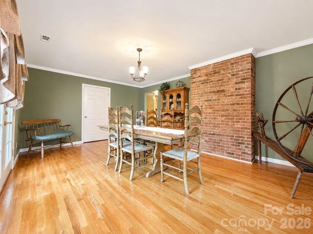 552 Coxes Creek Church Road, Marion, NC 28752
